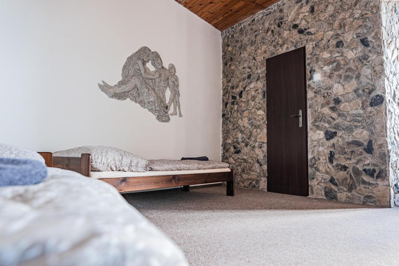 Penzion Hrad Doubravka Teplice Extérieur photo